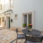 3 - Beautiful Modern In The Heart Of *