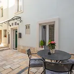 3 - Beautiful Modern In The Heart Of